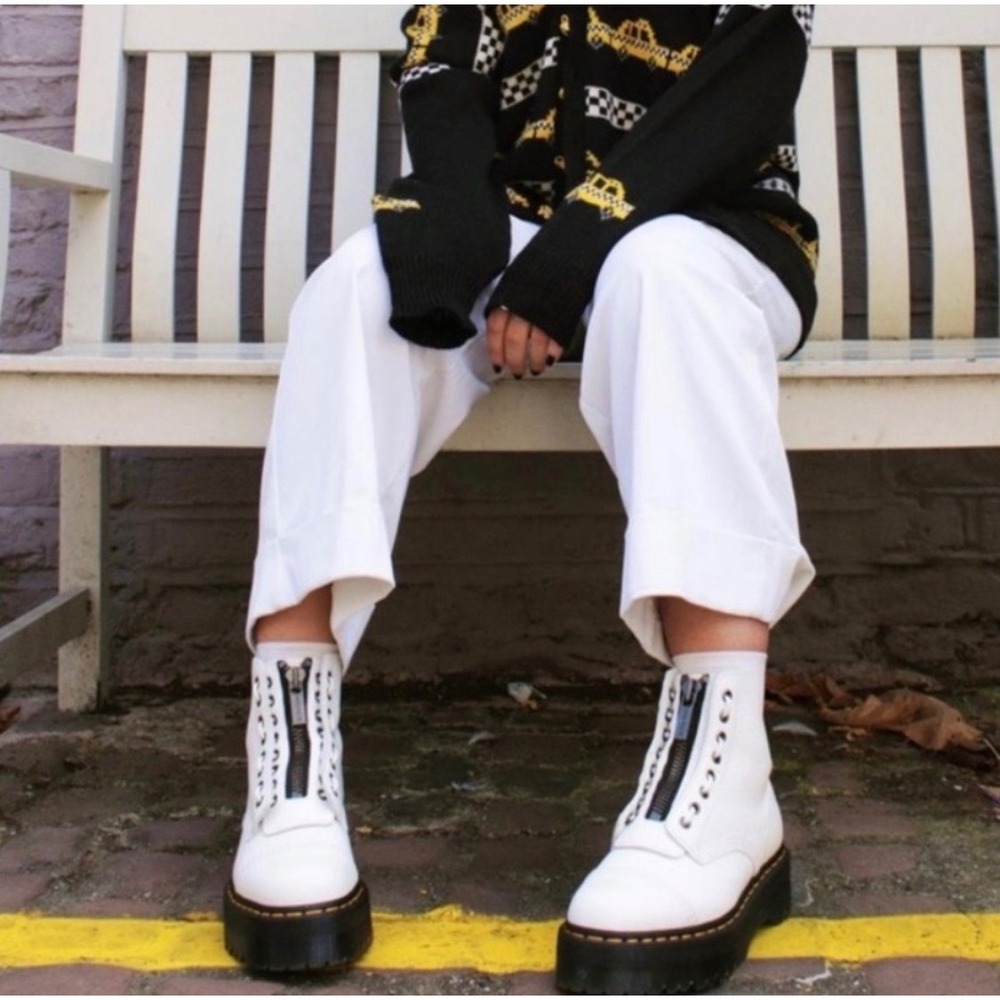 Dr. Martens Sinclair Boot Womens 8 White Platform Leather Grunge Jungle Zip Boot
